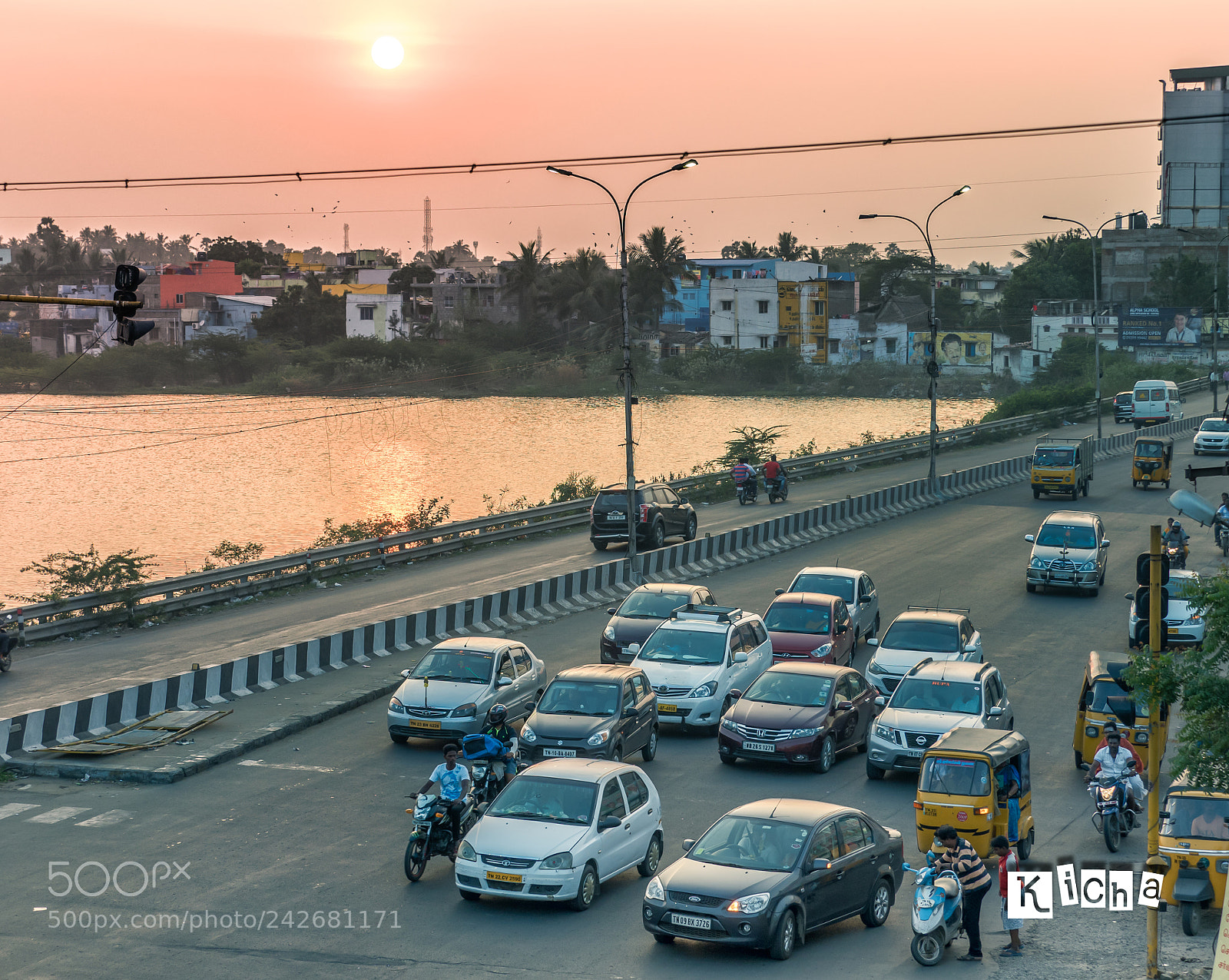 Olympus OM-D E-M5 II sample photo. A urban sunset photography