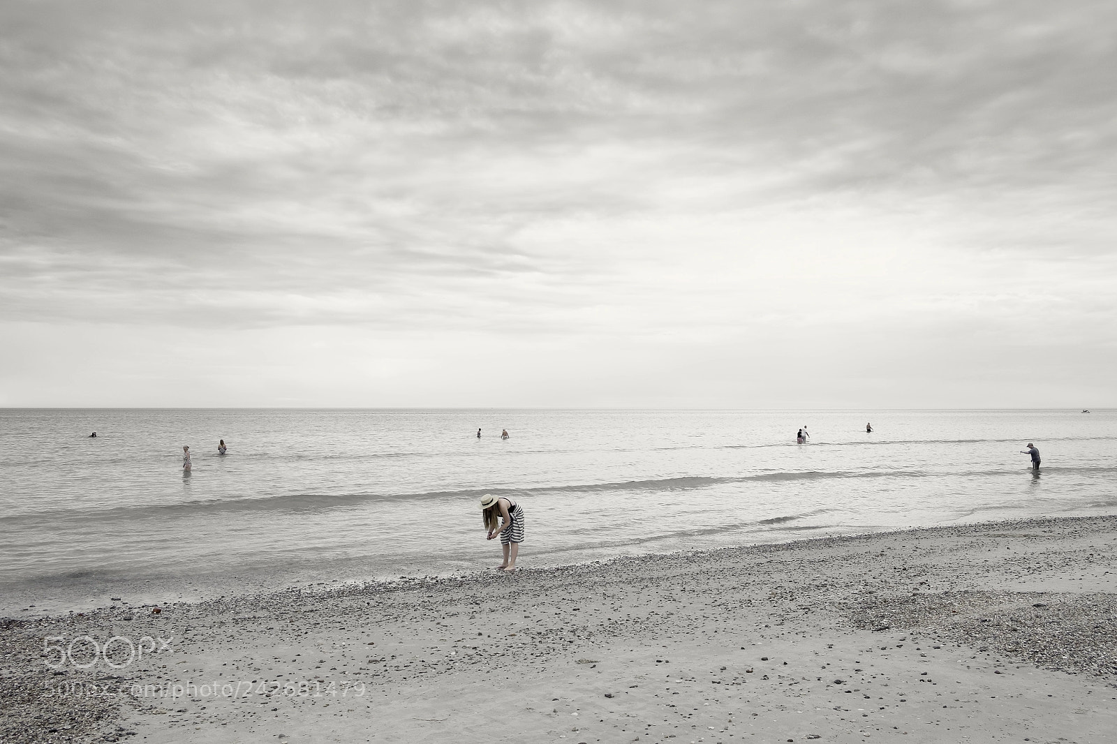 Fujifilm X-T1 sample photo. Shell collecting. photography