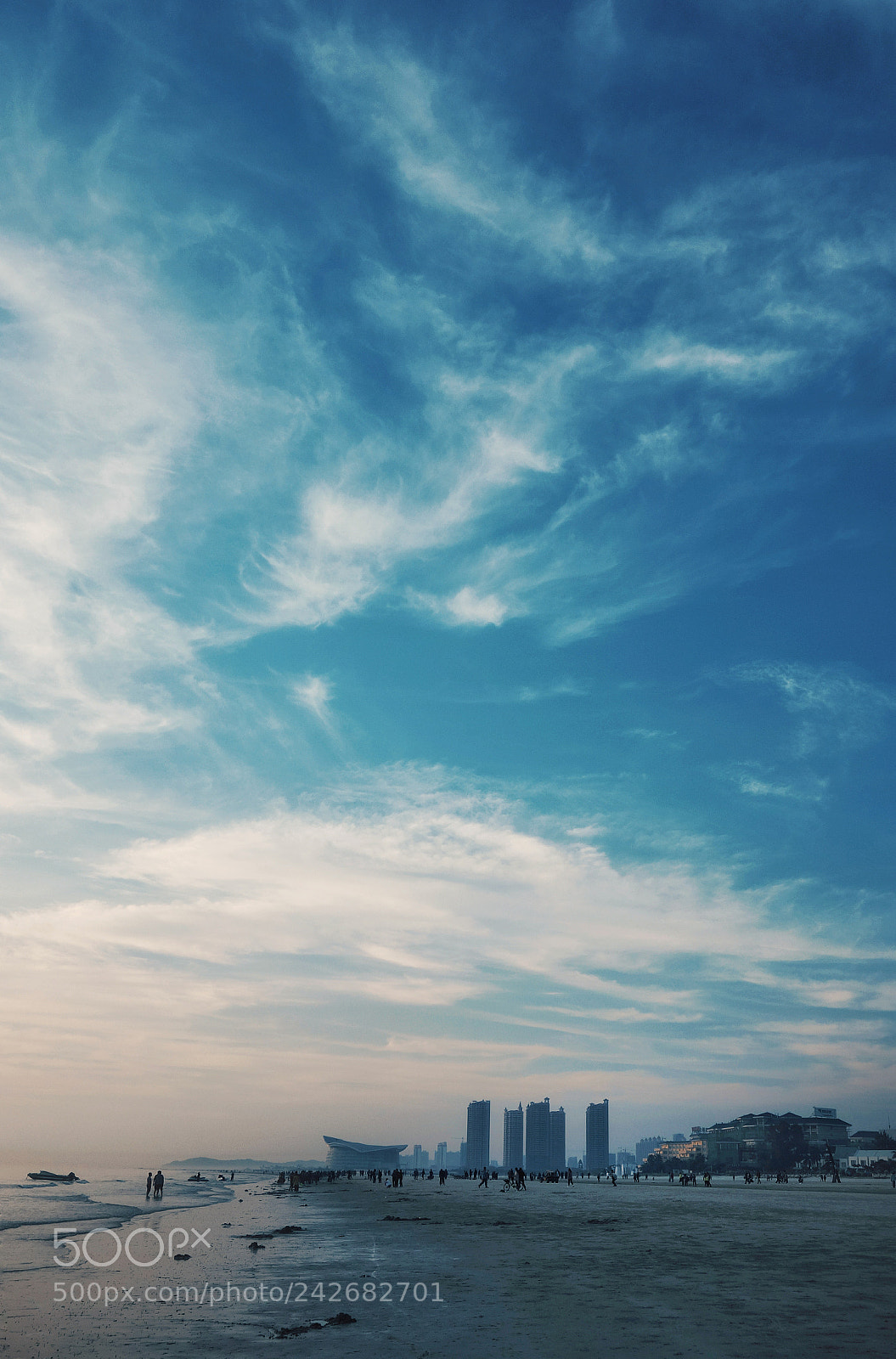 Sony Cyber-shot DSC-RX100 sample photo. Clouds and beaches photography