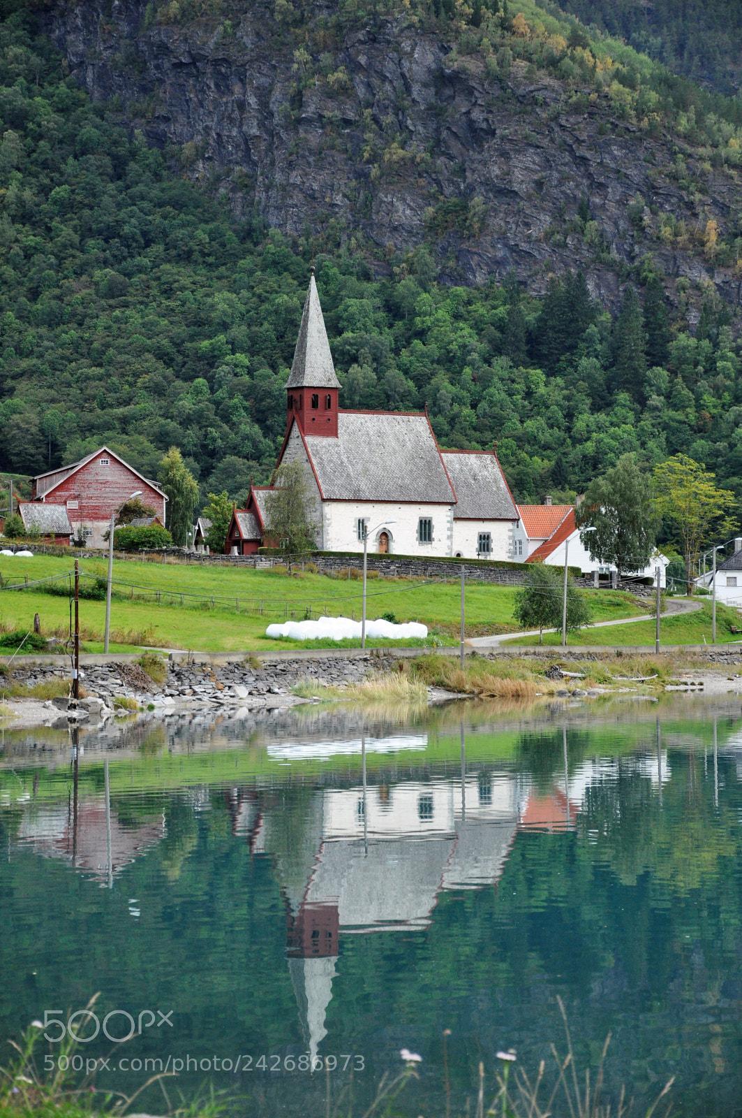Nikon D90 sample photo. Church reflection photography