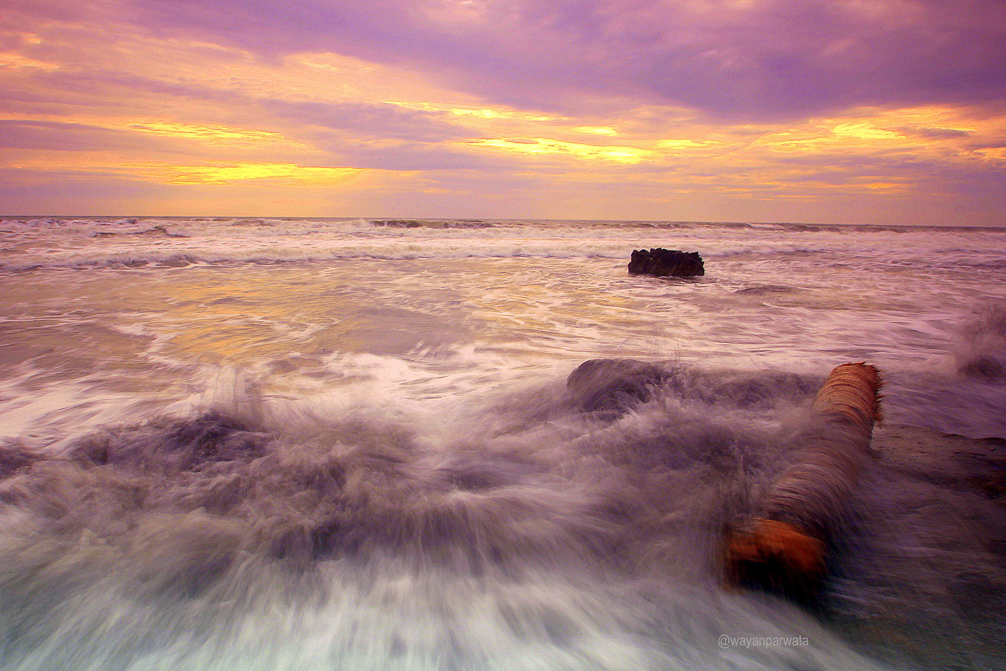 Sigma 10-20mm F3.5 EX DC HSM sample photo. Beautiful dangerous photography