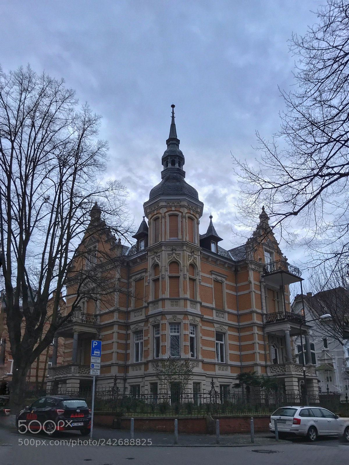 Apple iPhone 7 Plus sample photo. Luxuriös photography