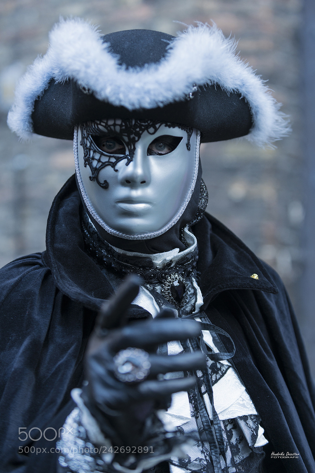 Nikon D800 sample photo. Les costum s de photography