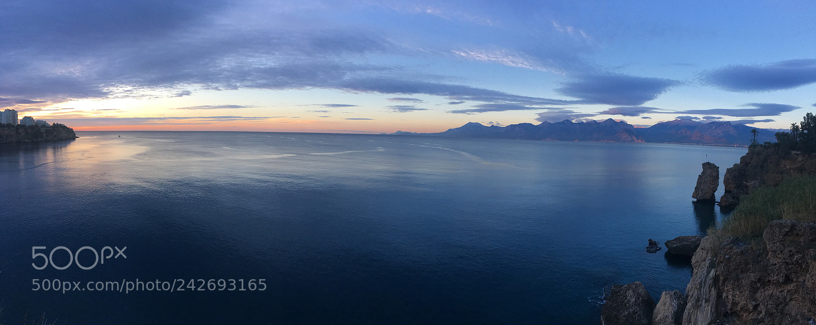 Apple iPhone 6s Plus sample photo. Morning mist in antalya photography