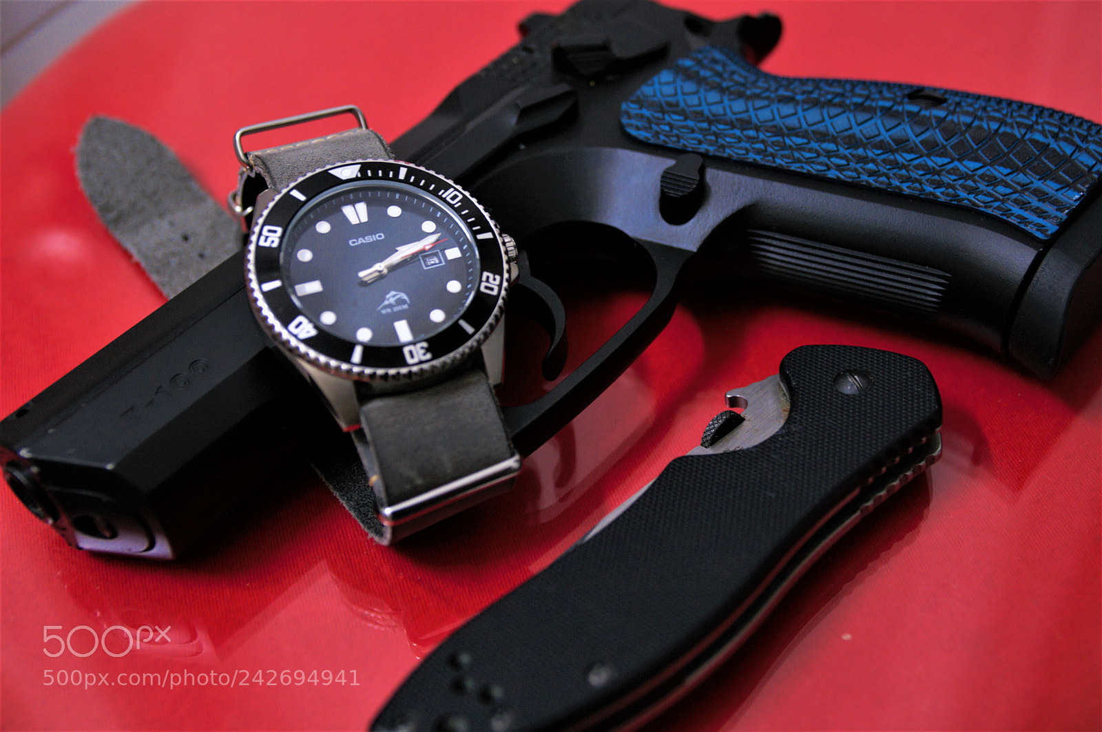 Pentax K-7 sample photo. Classy clones photography