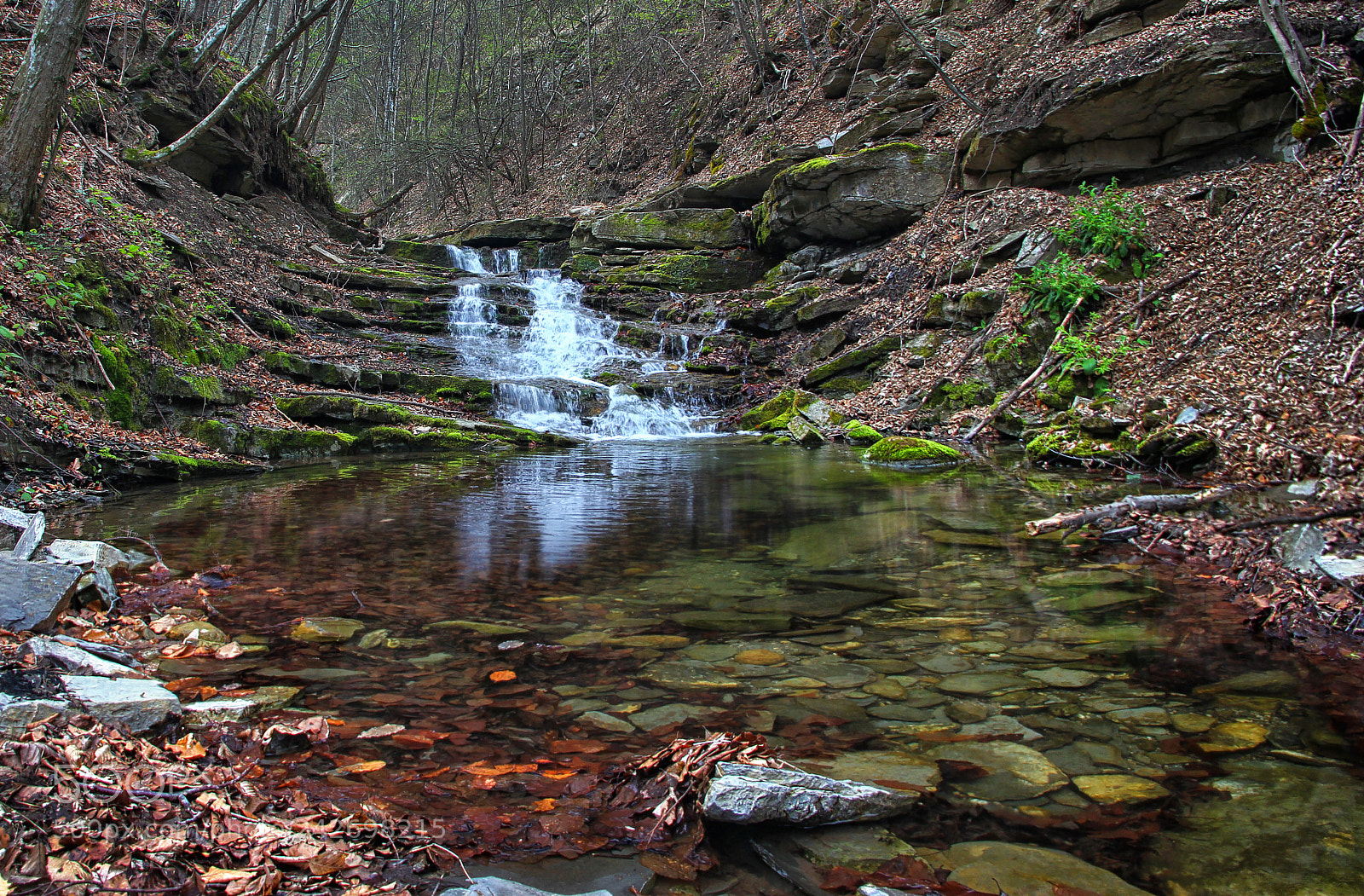Canon EOS 60D sample photo. Autumn waterfall photography