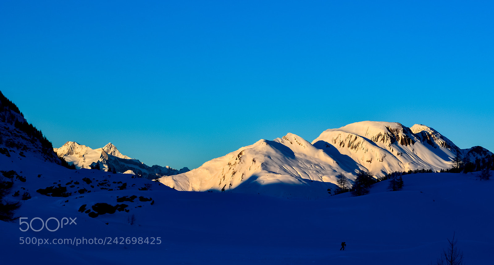 Nikon D5100 sample photo. Blue morning photography