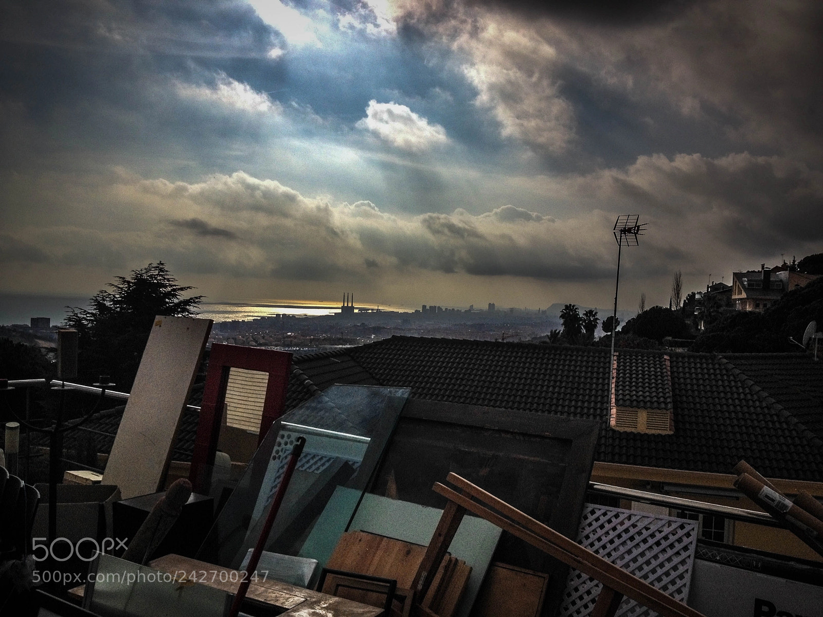Apple iPhone 4S sample photo. Barcelona desde el maresme photography
