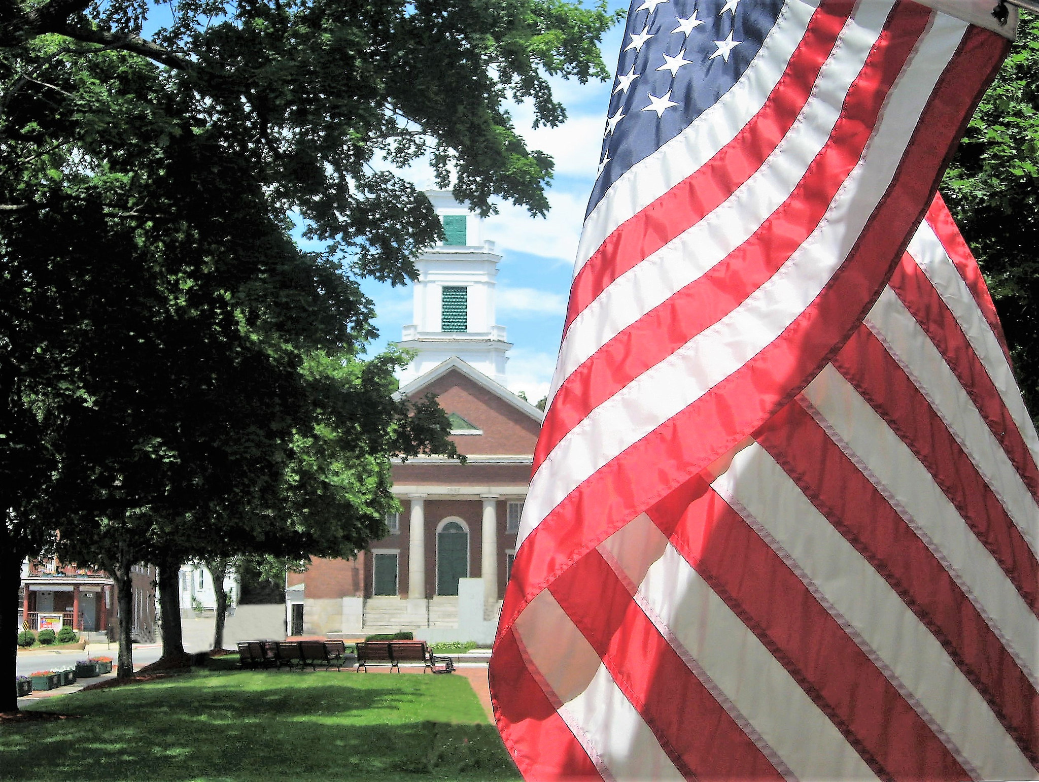 Canon POWERSHOT A560 sample photo. Fitchburg flag photography