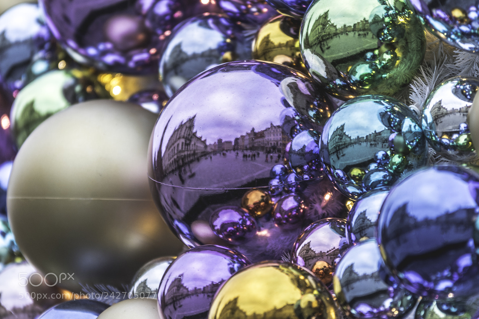 Canon EOS 7D Mark II sample photo. Christmas balls photography