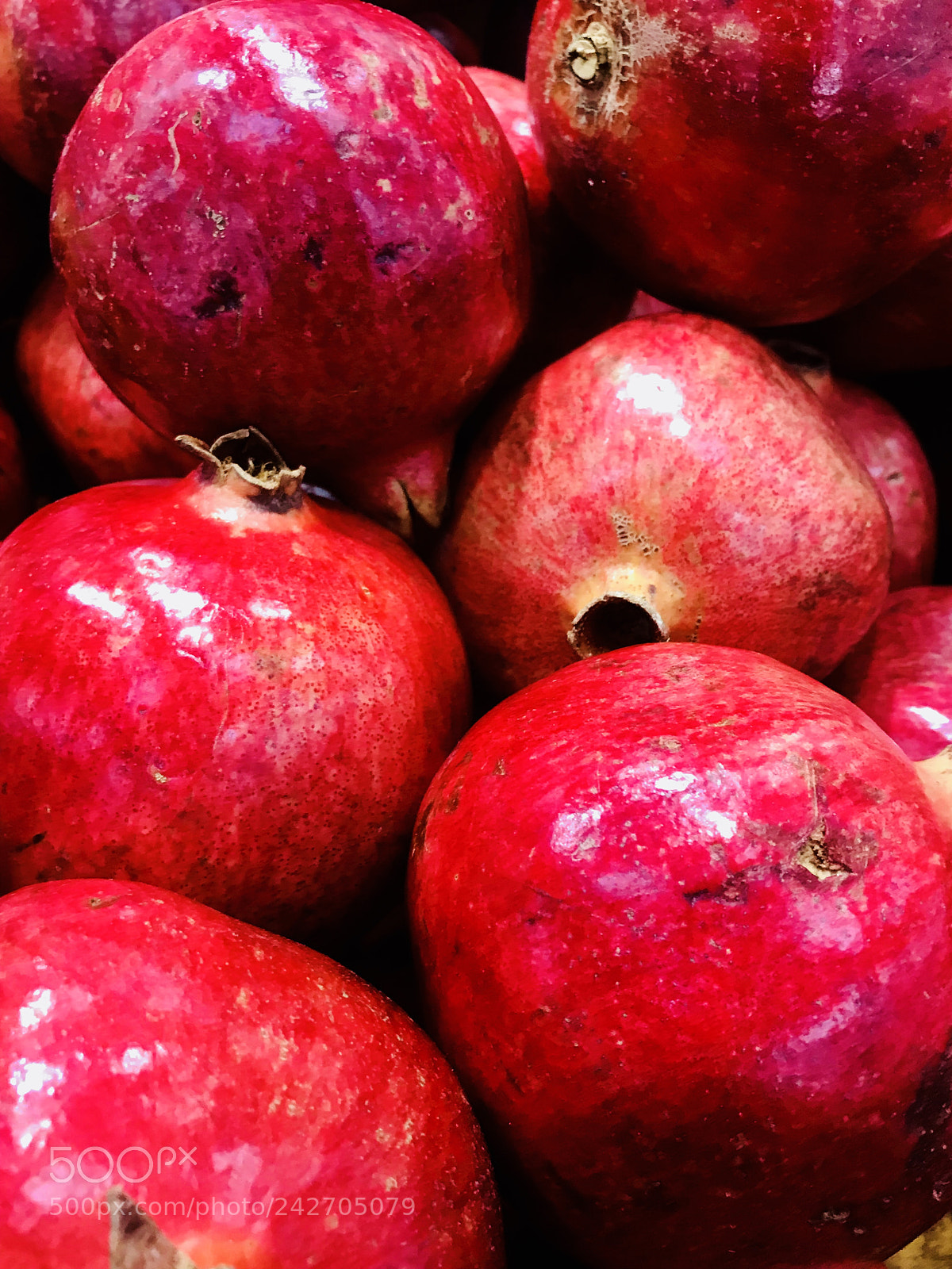 Apple iPhone 7 Plus sample photo. Pomegranate photography