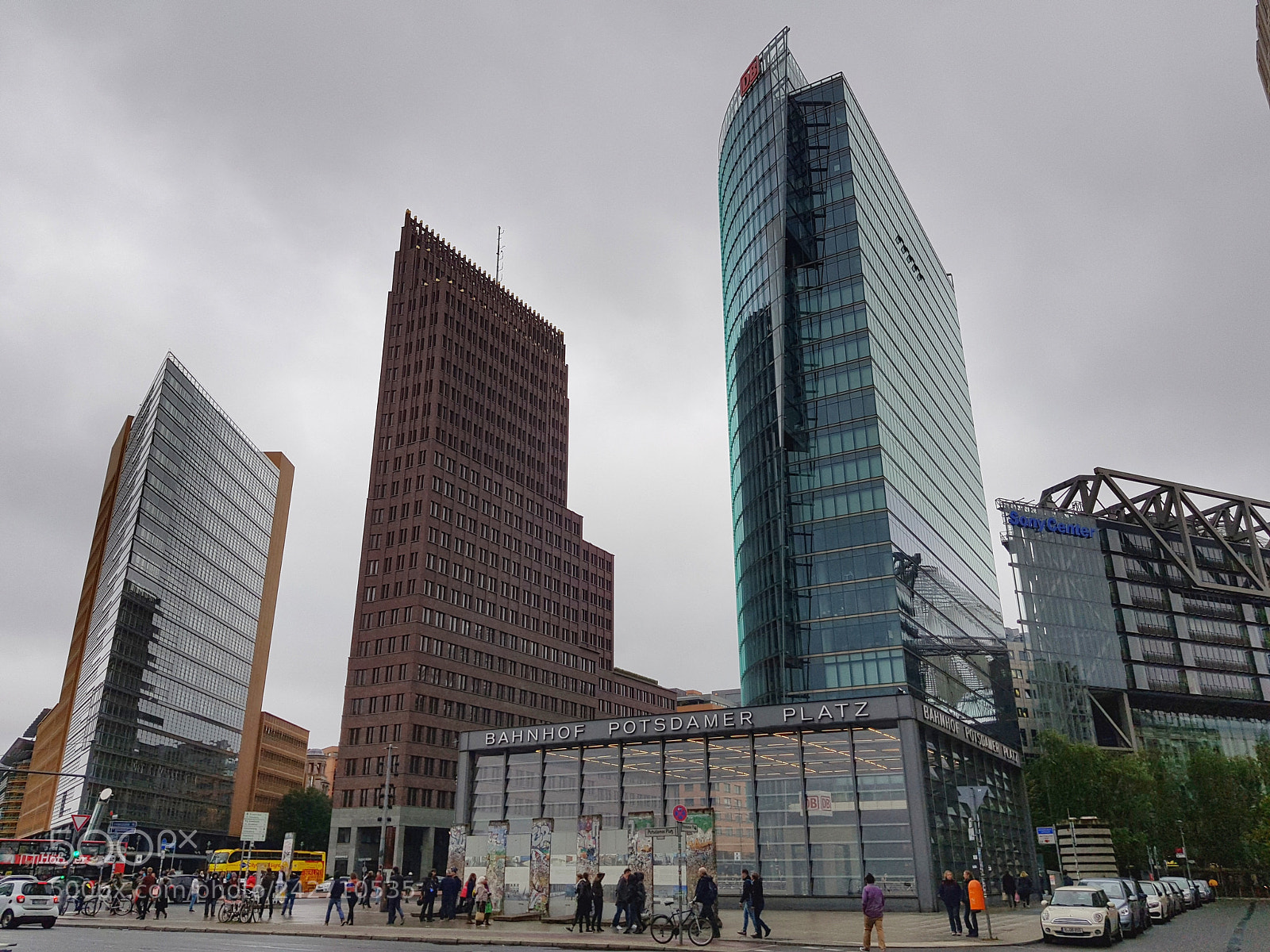 Samsung Galaxy S8+ sample photo. #bahnhofpotsdamerplatz photography
