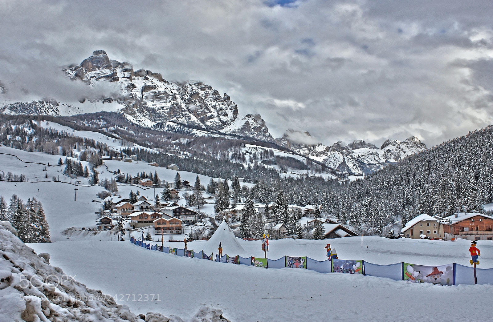 Canon EOS 450D (EOS Rebel XSi / EOS Kiss X2) sample photo. La villa,alta badia photography