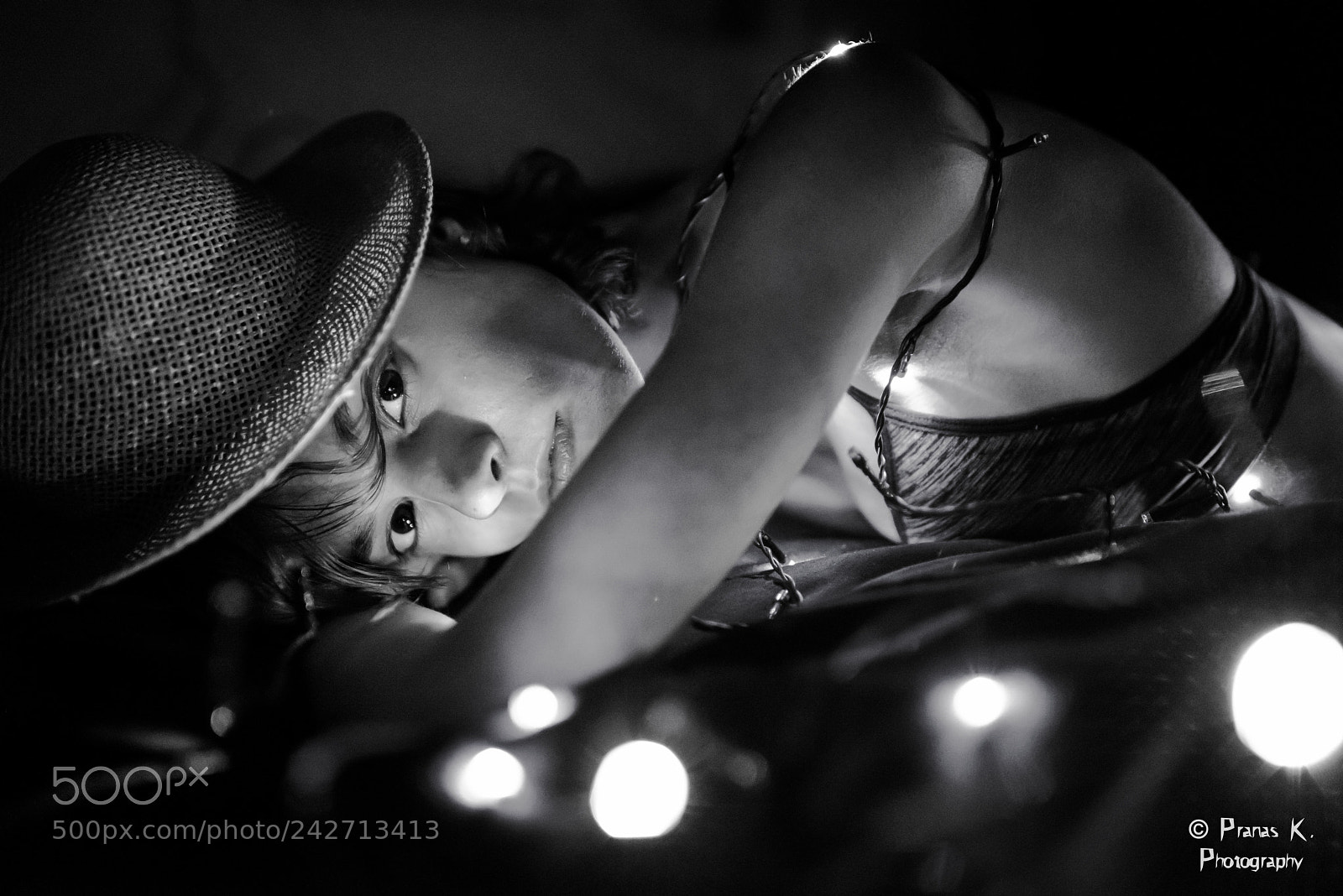 Nikon D800 sample photo. Beauty girl with christmas photography