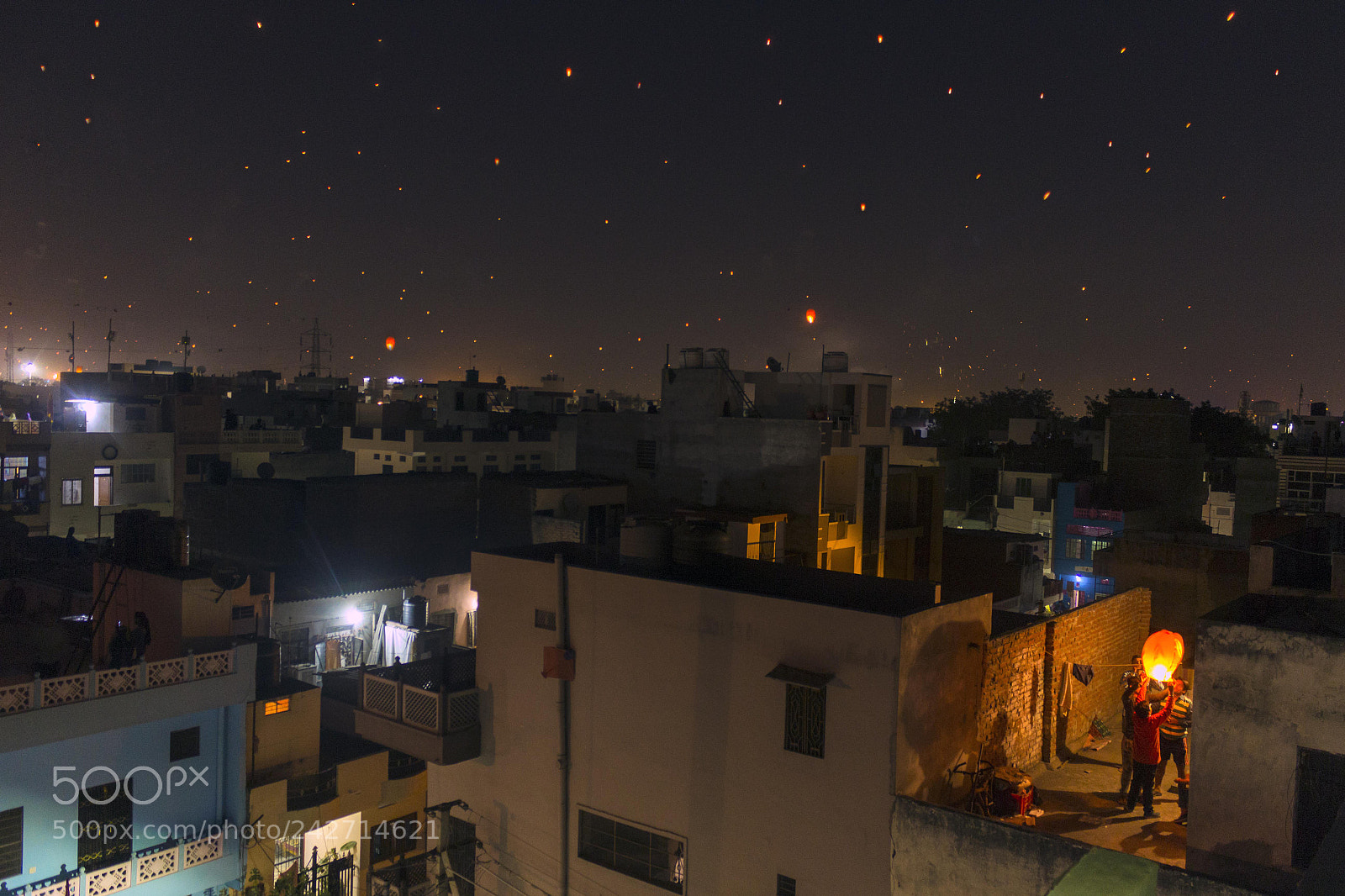 Canon EOS 1200D (EOS Rebel T5 / EOS Kiss X70 / EOS Hi) sample photo. Skylights photography