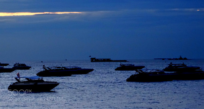 Sony Cyber-shot DSC-HX300 sample photo. Boats photography