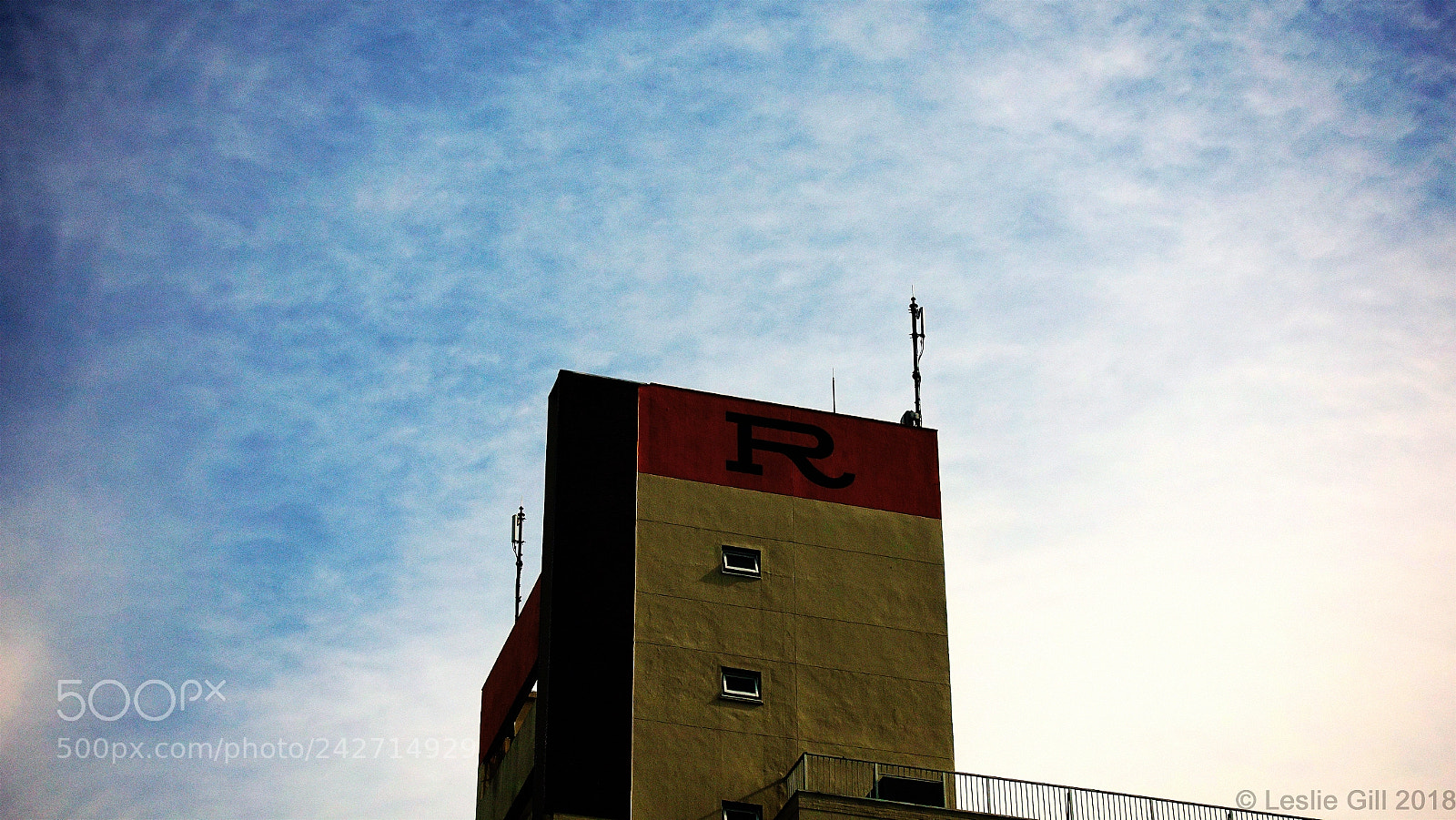 Sony DSC-RX100M5 sample photo. R photography