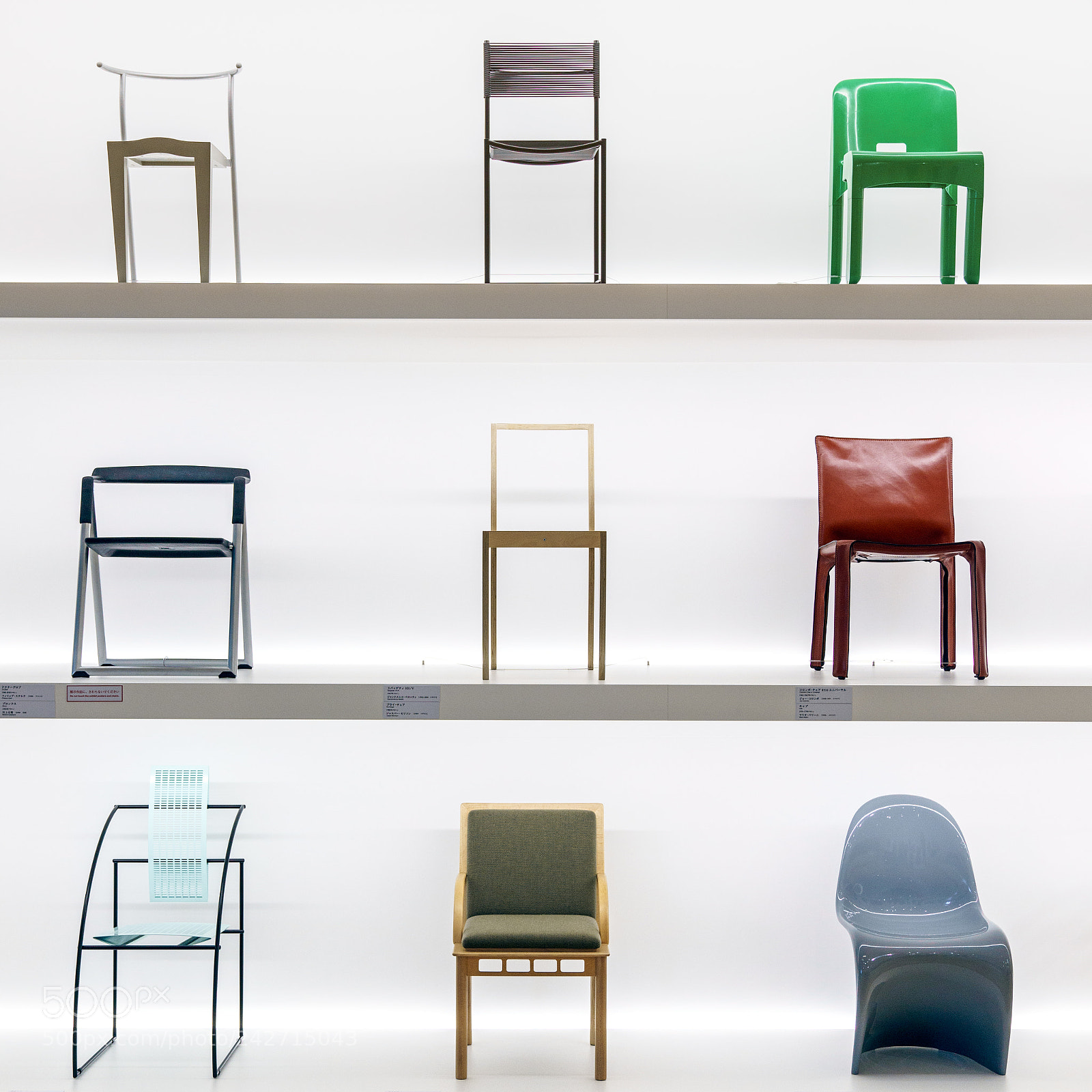 Sony a7R III sample photo. Chairs of 20th century photography
