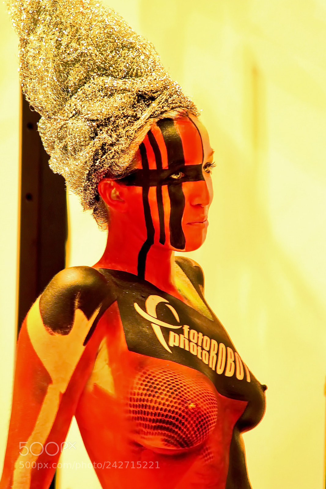 Canon EOS 400D (EOS Digital Rebel XTi / EOS Kiss Digital X) sample photo. Body painting photography