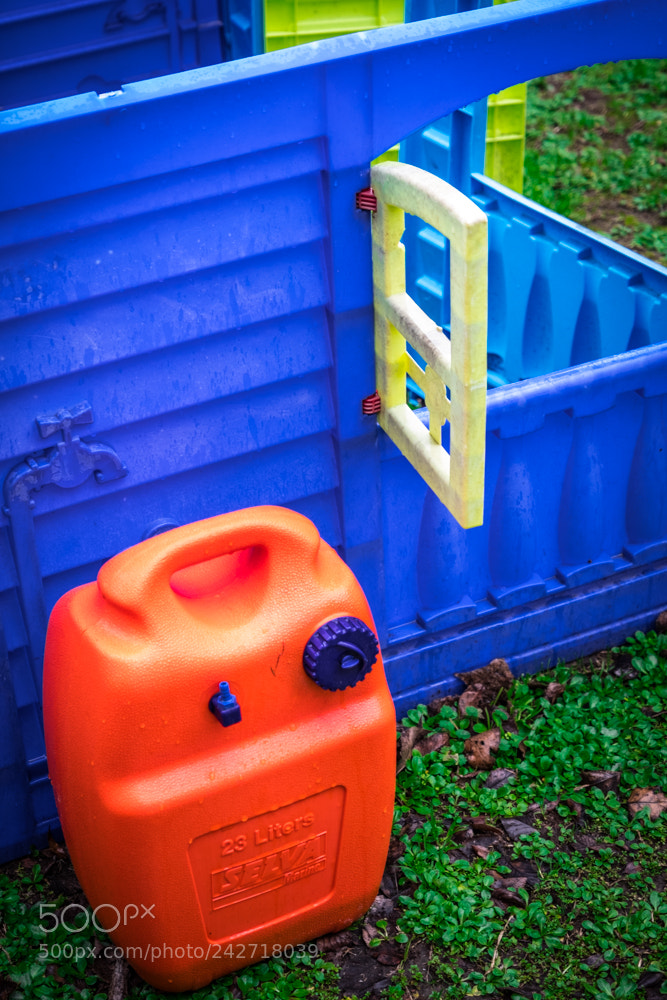 Fujifilm X-T2 sample photo. Fuel and colors photography