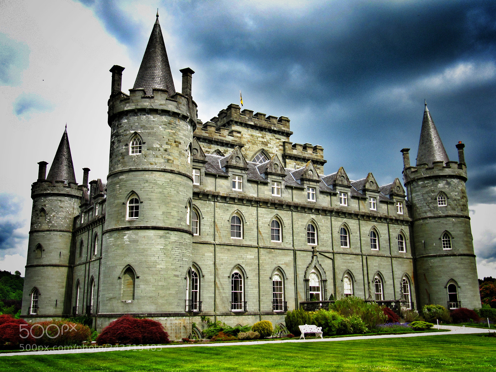 Canon PowerShot SX200 IS sample photo. Inveraray castle photography