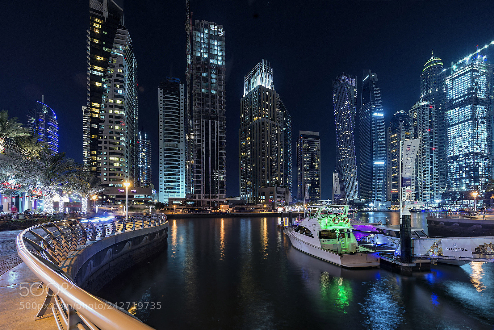 Nikon D610 sample photo. Dubai marina. photography