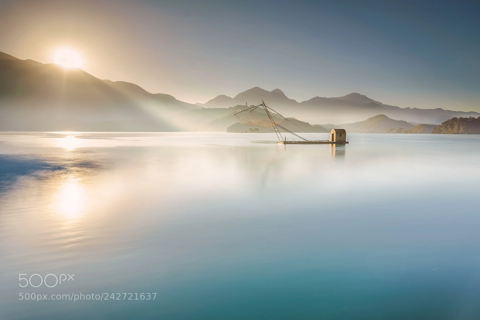 Sony a7 II sample photo. Sun moon lake photography