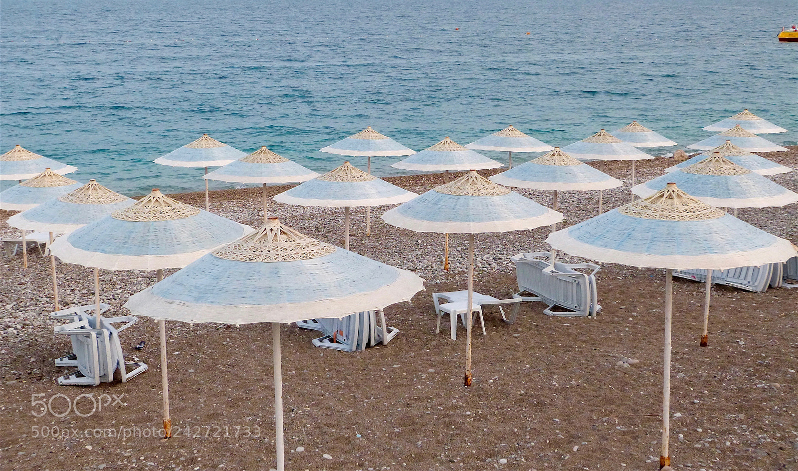 Panasonic Lumix DMC-FZ47 (Lumix DMC-FZ48) sample photo. Blue umbrellas match the photography