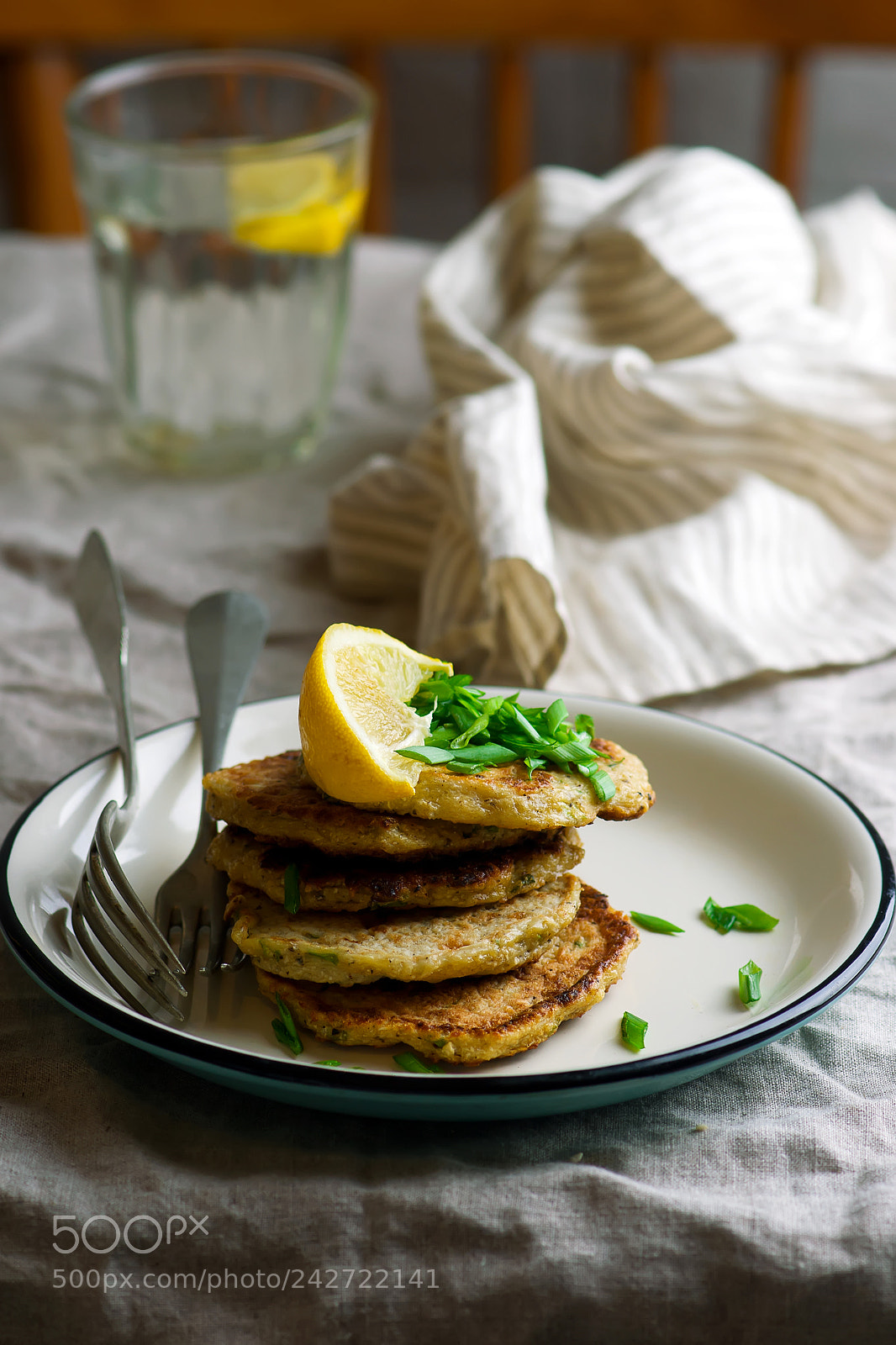 Nikon D3100 sample photo. Cauliflower hash browns photography