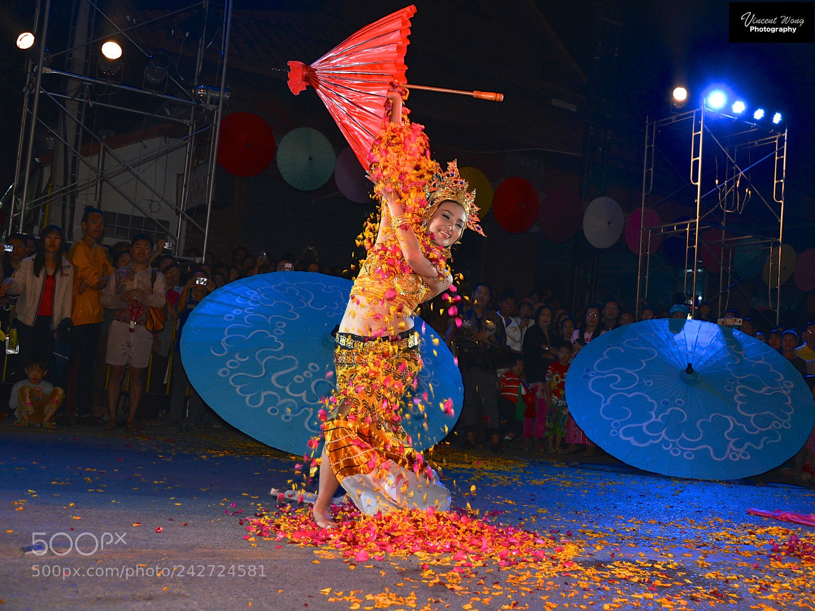 Nikon D600 sample photo. Borsang umbrella festival photography