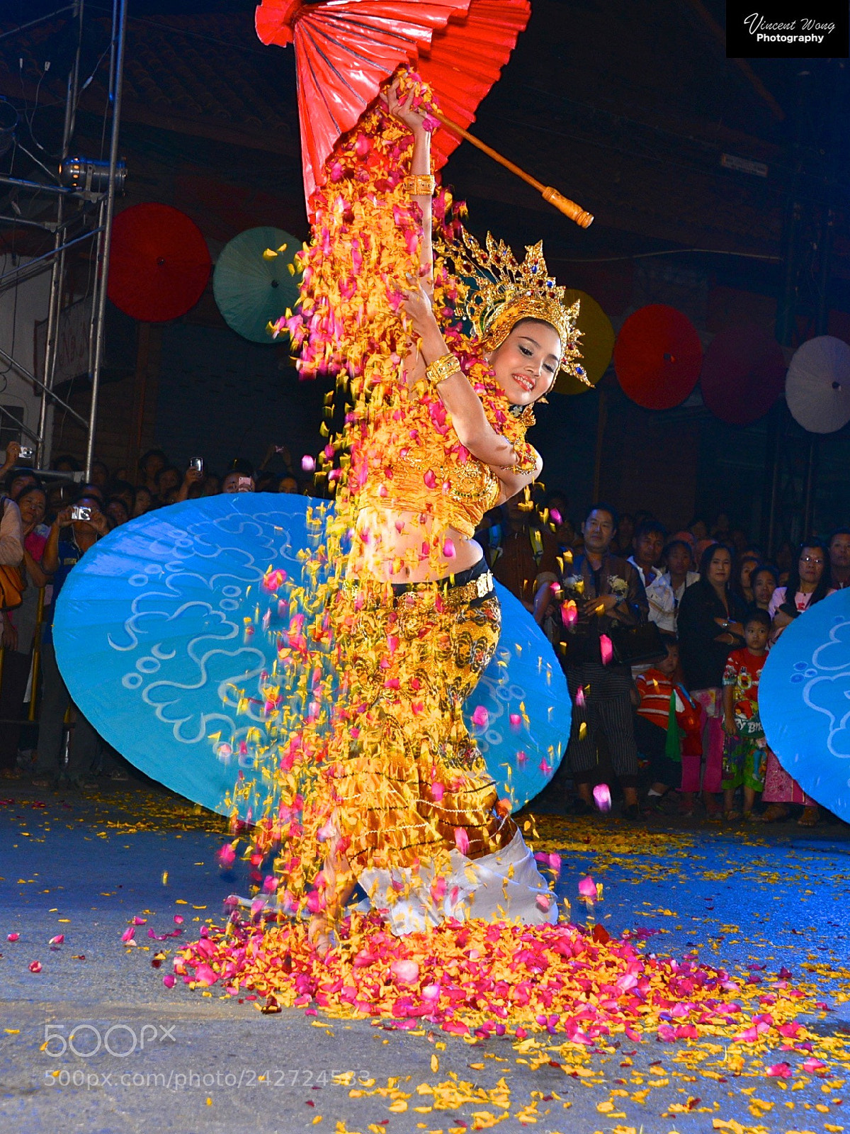 Nikon D600 sample photo. Borsang umbrella festival photography