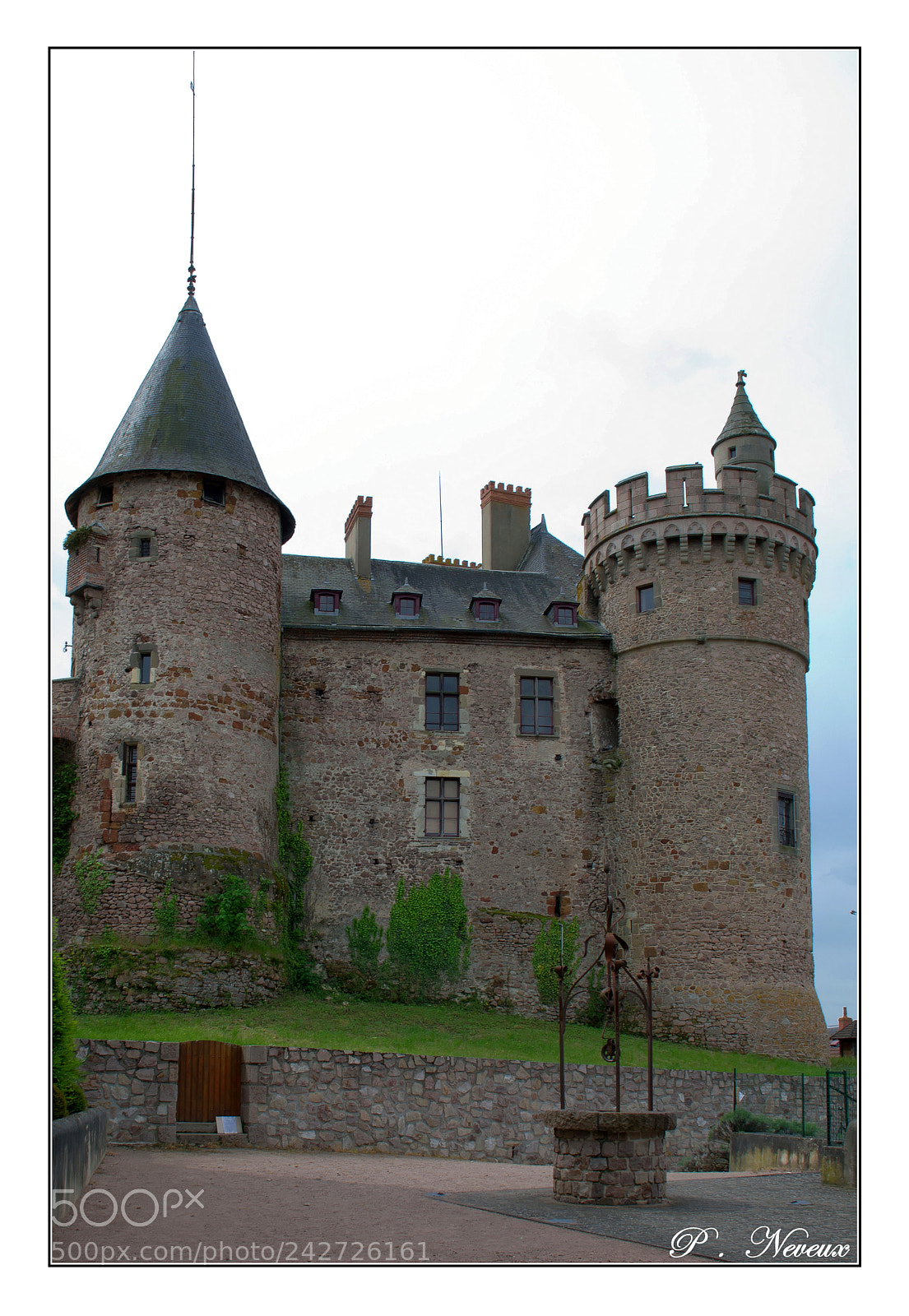 Pentax K-r sample photo. La palisse france region photography