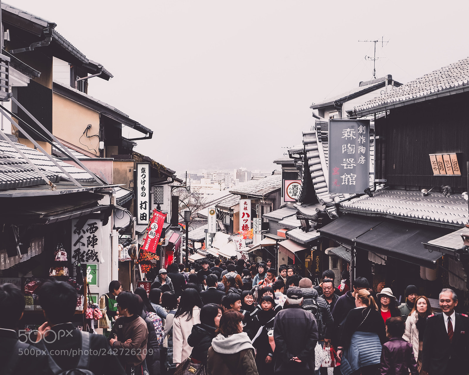 Fujifilm X-T20 sample photo. Kyotostreets.jpg photography