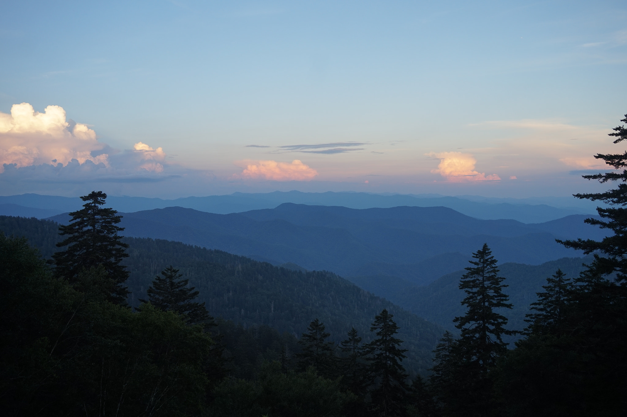 Sony Alpha a5000 (ILCE 5000) + Sony E 18-50mm F4-5.6 sample photo. Smoky mountains, tn photography