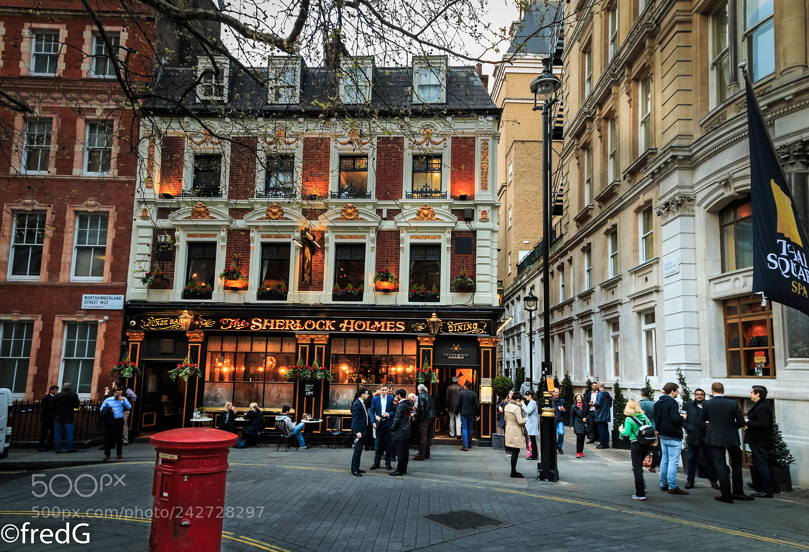 Canon EOS 70D sample photo. Evening in london photography