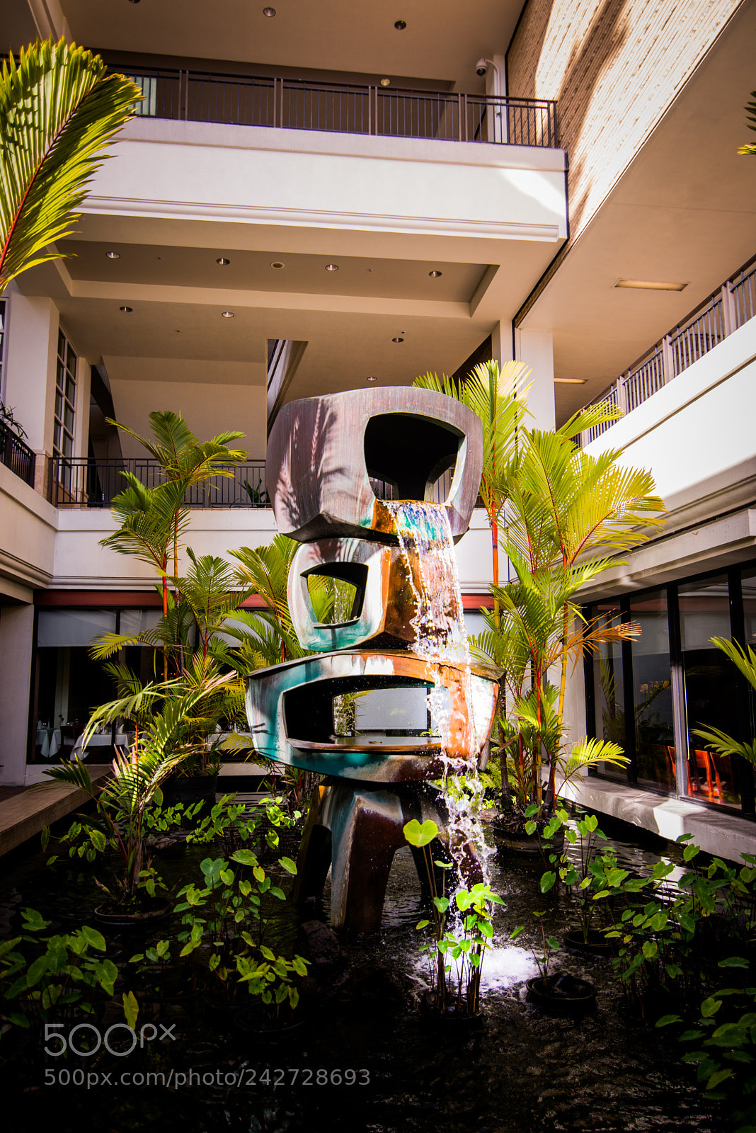 Nikon D800 sample photo. Indoor fountain photography