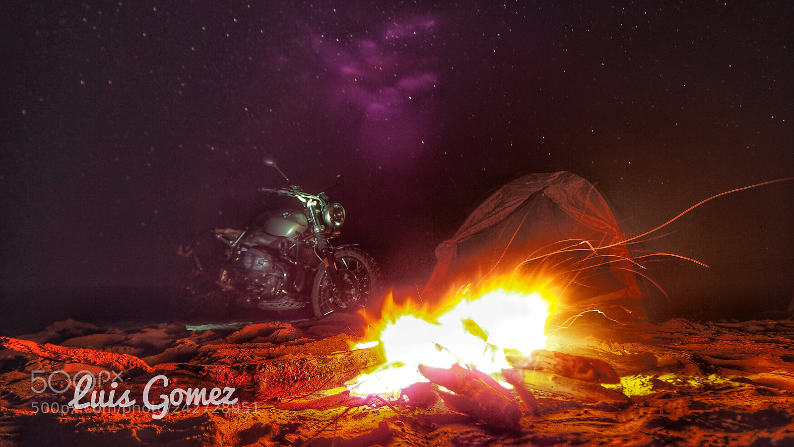 Olympus OM-D E-M10 sample photo. R ninet photography