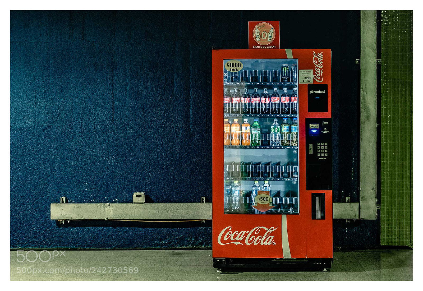 Fujifilm X-T20 sample photo. Coca-cola photography