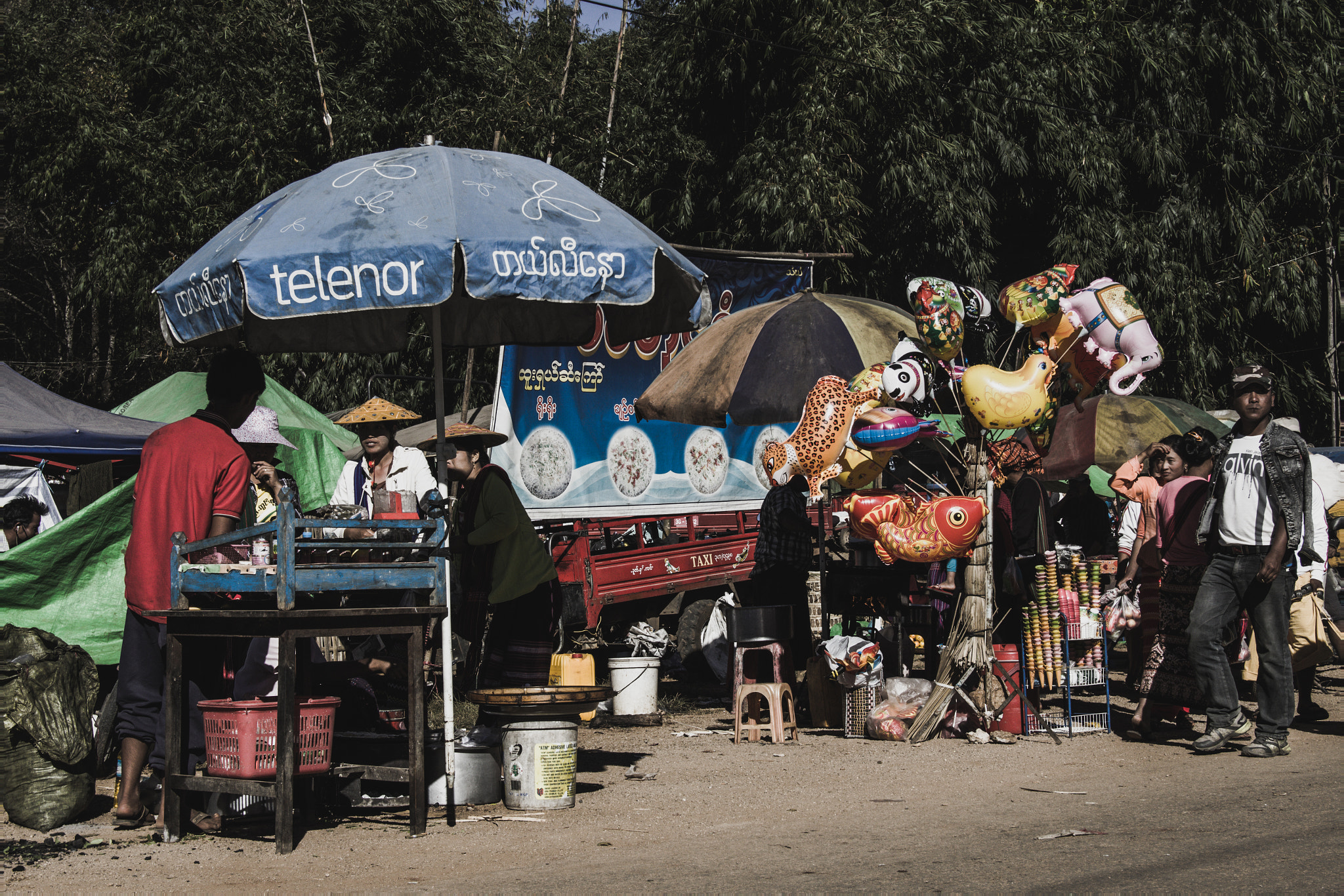 XIAOYI M1 sample photo. Street shops photography