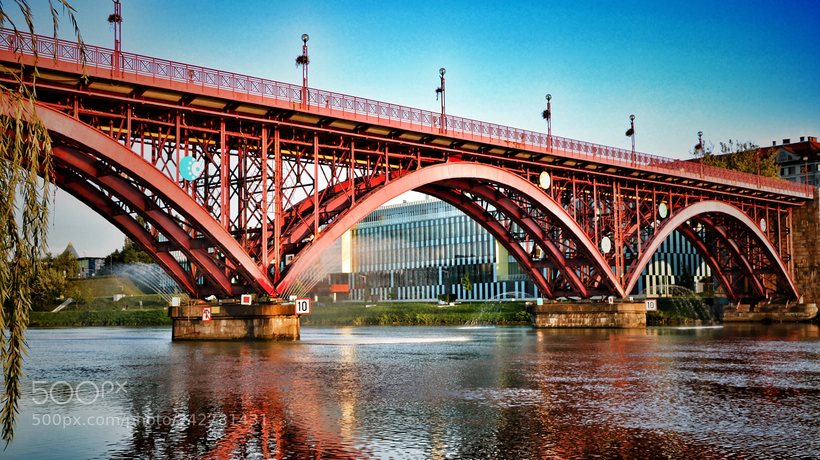 Canon EOS 750D (EOS Rebel T6i / EOS Kiss X8i) sample photo. Maribor bridge photography