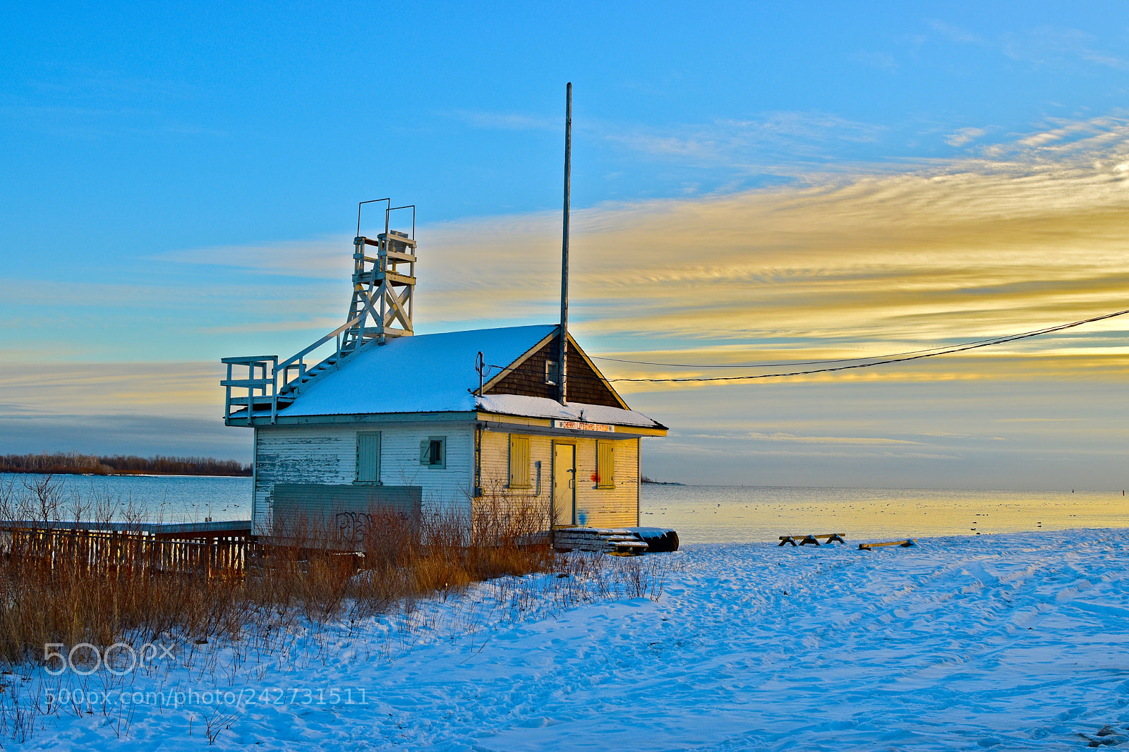 Nikon D5500 sample photo. Life guard station photography