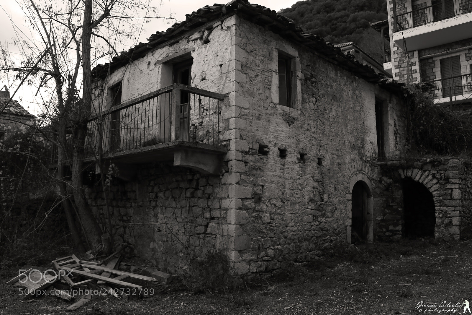 Canon EOS 760D (EOS Rebel T6s / EOS 8000D) sample photo. Raditional stone-built home lagadia photography