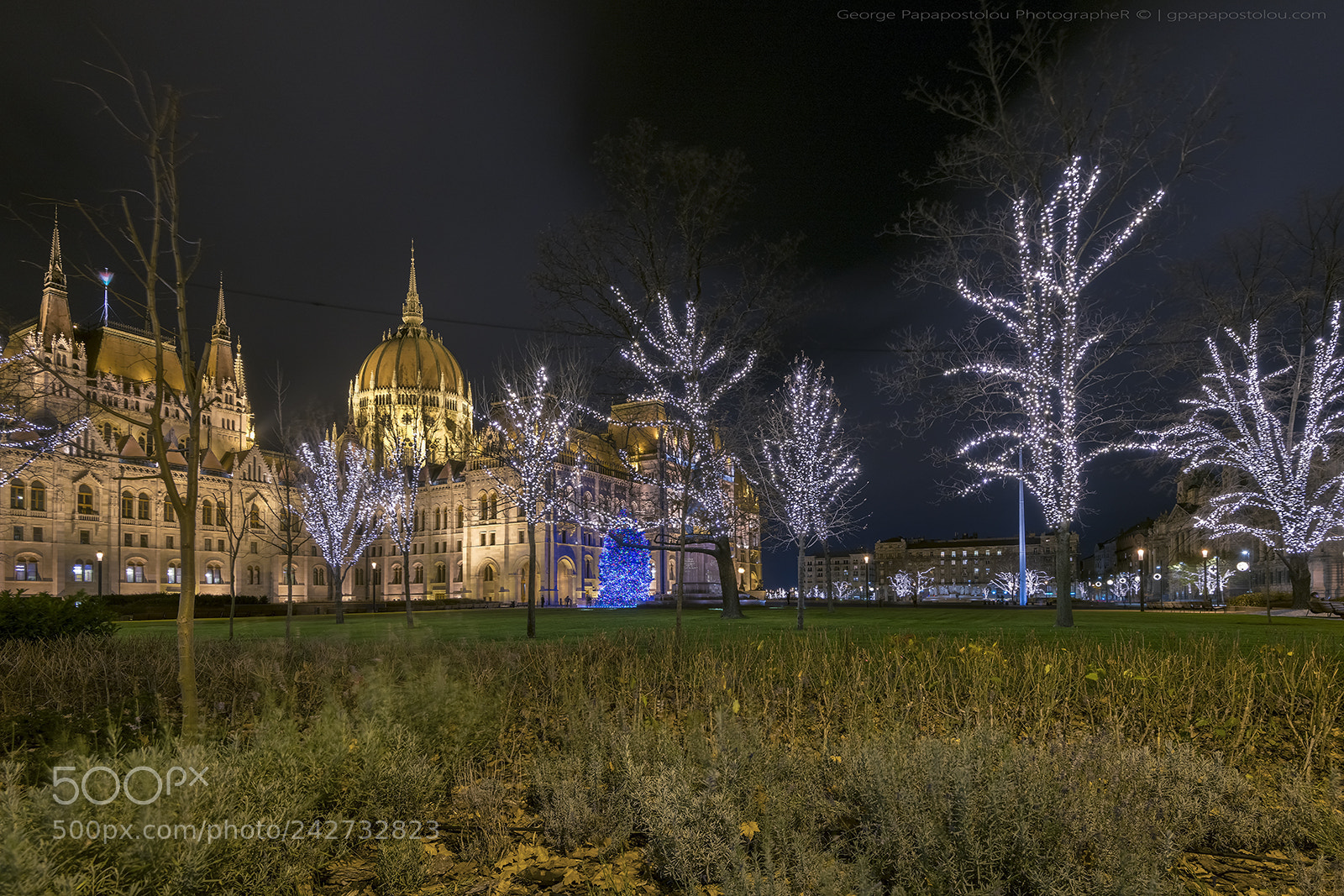 Nikon D850 sample photo. Kossuth lajos square budapest photography