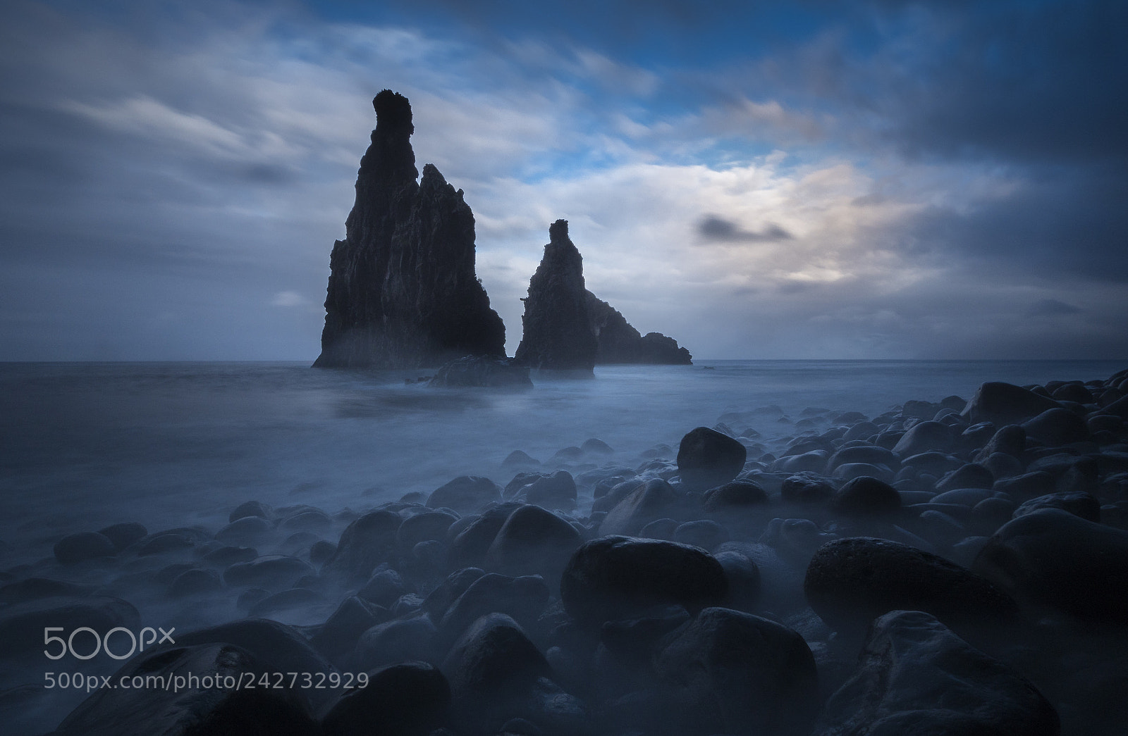 Olympus OM-D E-M5 II sample photo. Ribeira da janela photography