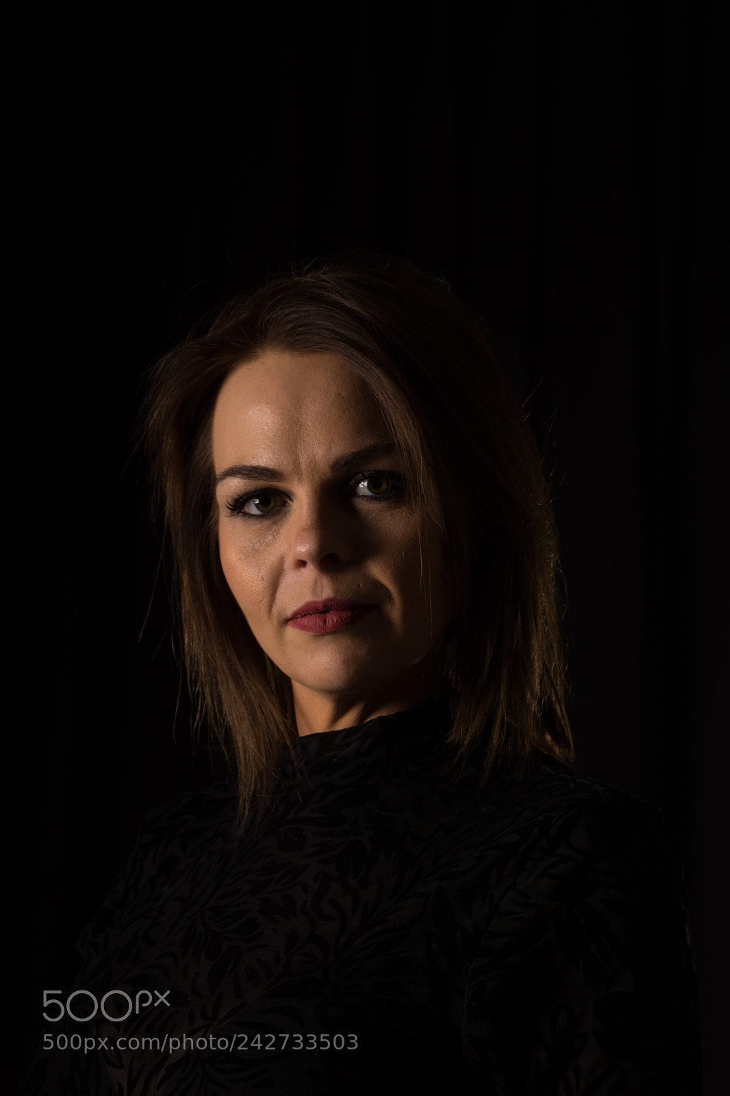 Nikon D7200 sample photo. The lady in black photography