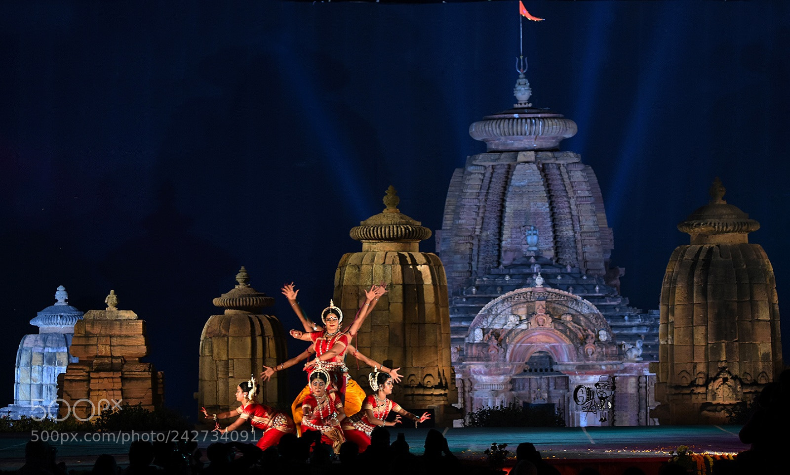 Nikon D7200 sample photo. Art and culture photography