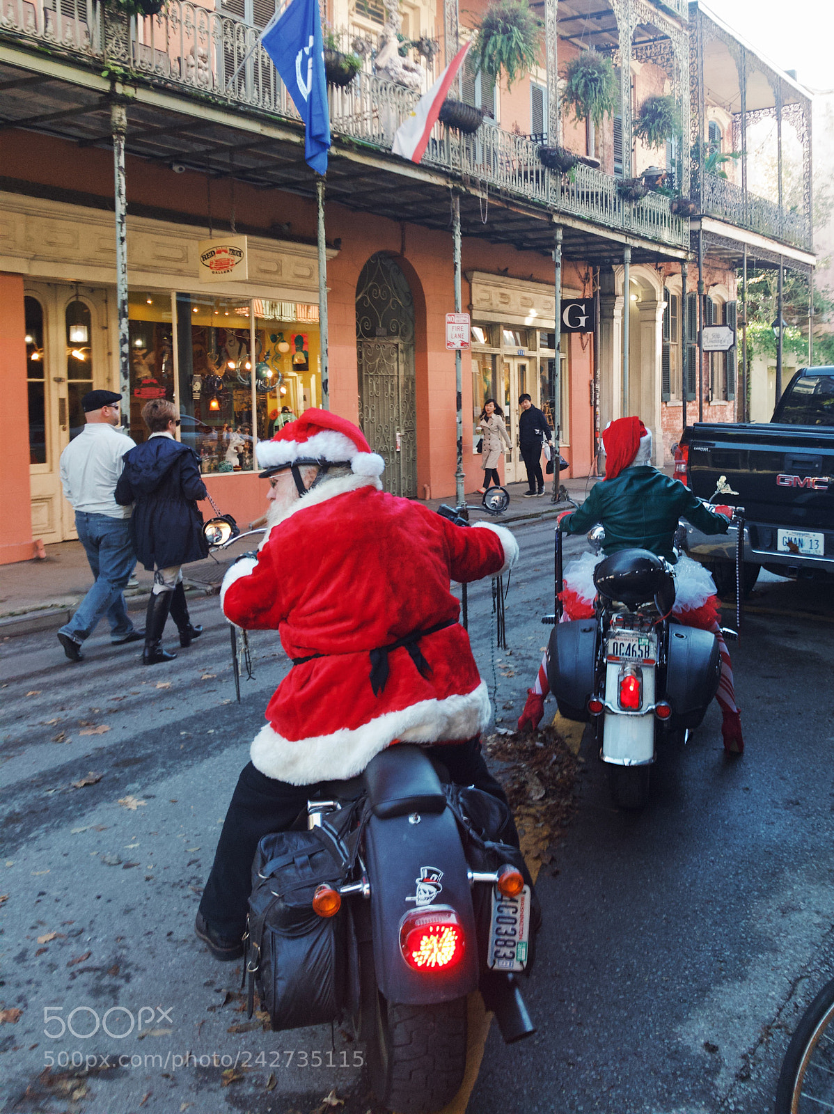 Apple iPhone 7 Plus sample photo. Biker santa photography