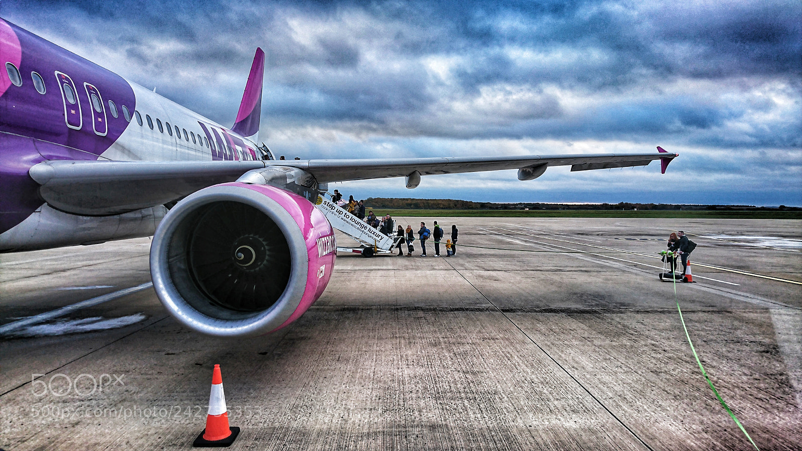 Sony Xperia XZ sample photo. Flying home photography