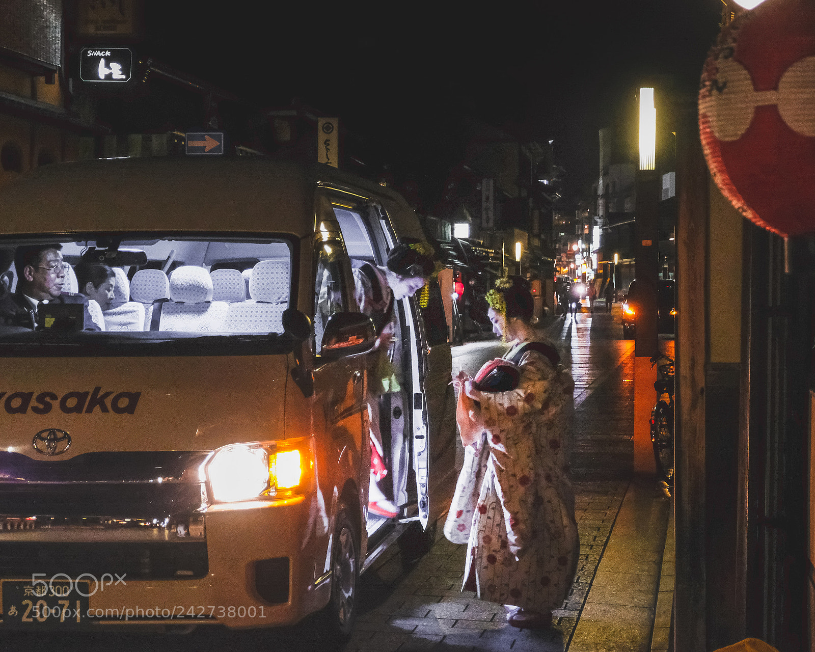 Fujifilm X-T20 sample photo. Gion night street.jpg photography