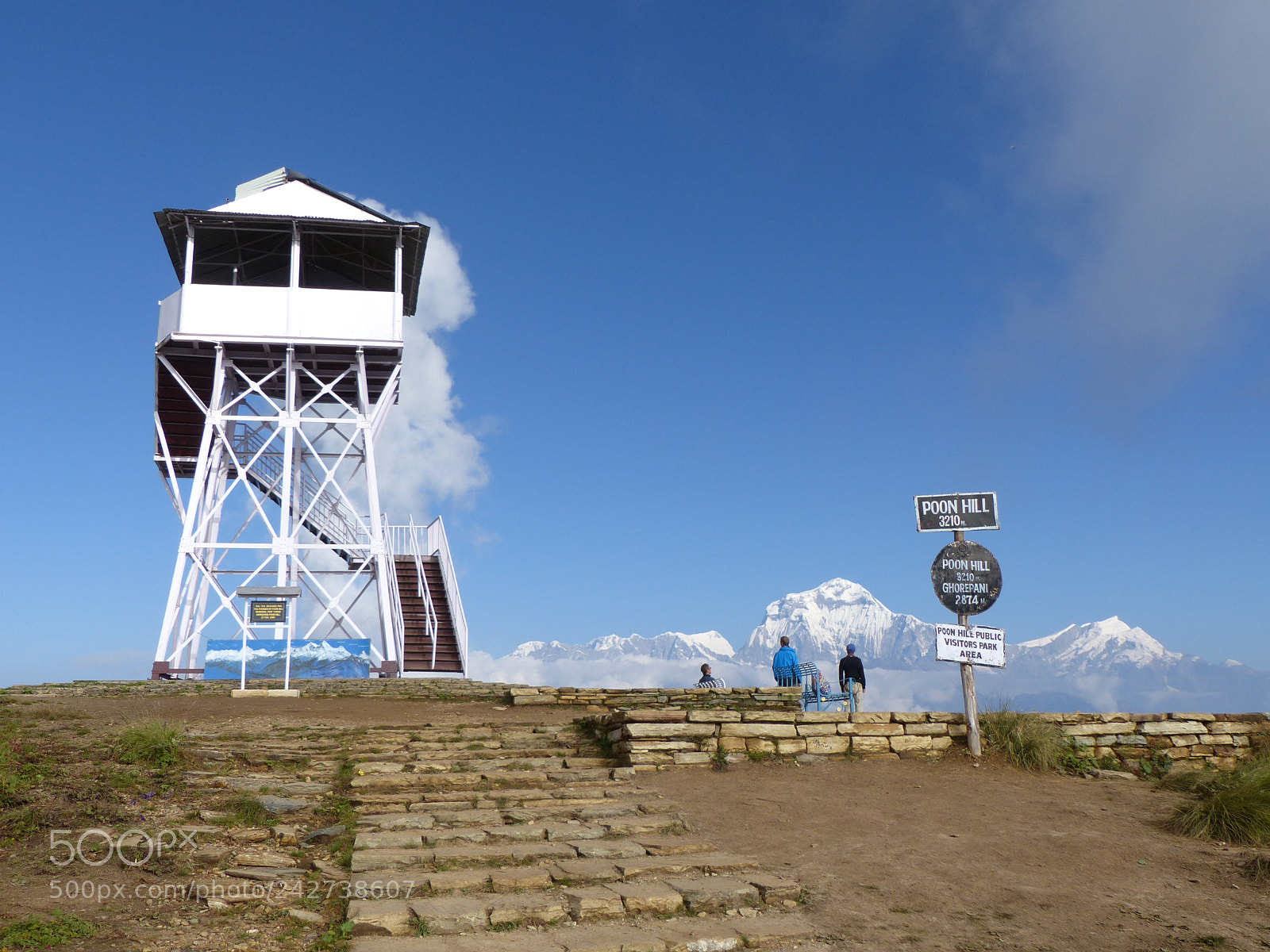 Panasonic Lumix DMC-FZ200 sample photo. Lookout tower and dhaulagiri photography